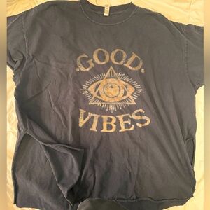 Vintage side slit tshirt